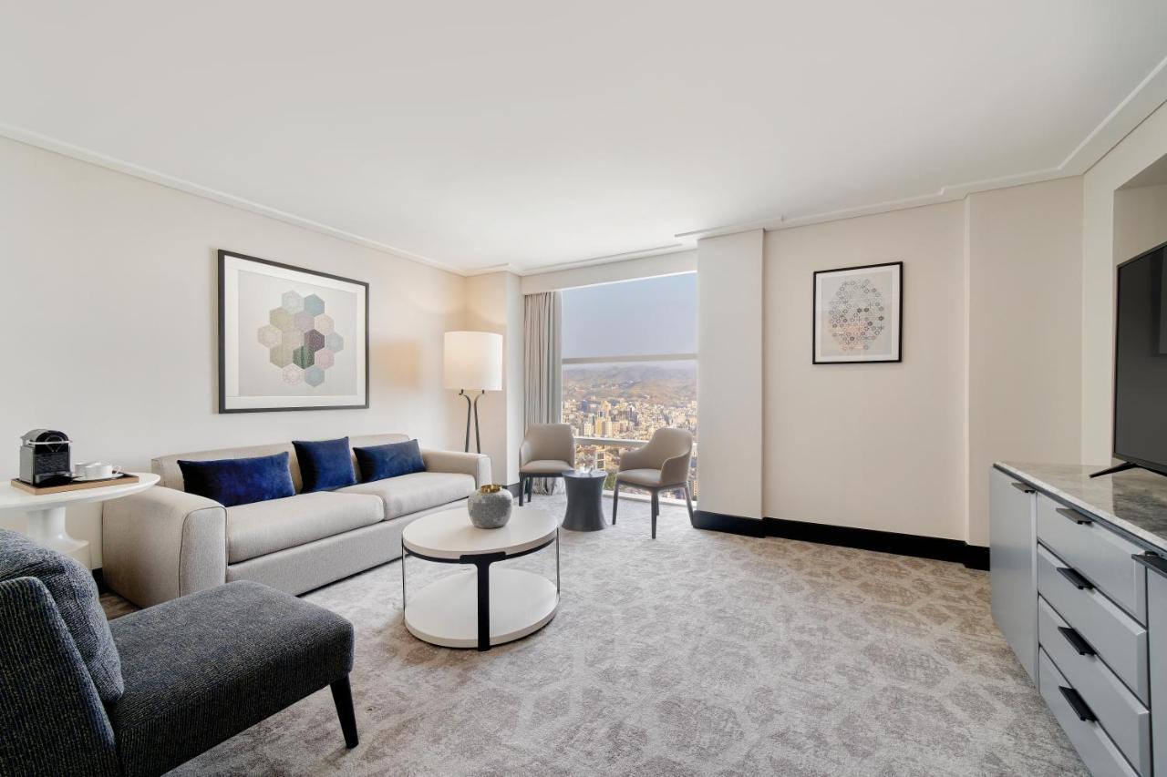 Address Jabal Omar Makkah Aparthotel Mekka Exteriör bild A living room at The Ritz-Carlton, Boston