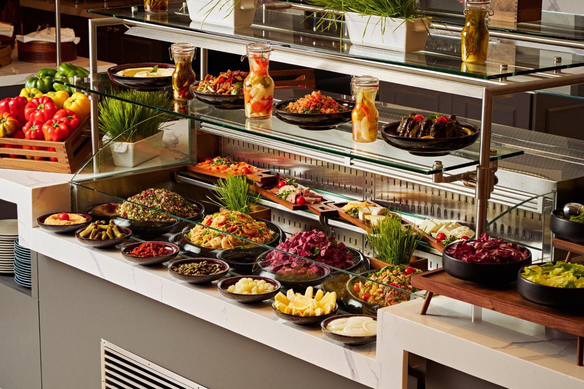 Address Jabal Omar Makkah Aparthotel Mekka Exteriör bild A salad bar